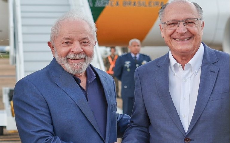 Lula na Argentina: Alckmin assume Presidência pela primeira vez
