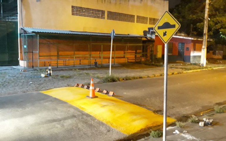 Sinalização: novas placas são instaladas no Tabuleiro e Jaraguá