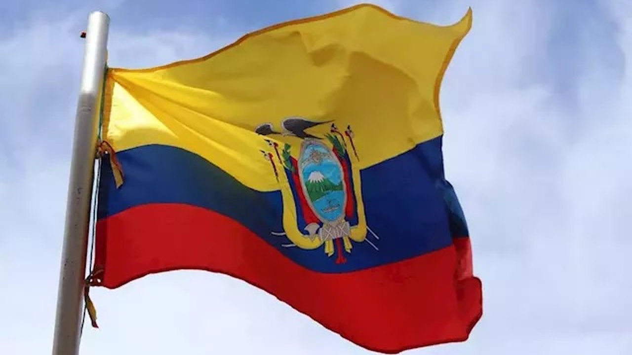 Megarrebelião no Equador: Vídeo mostra momento em que carro-bomba explode; assista
