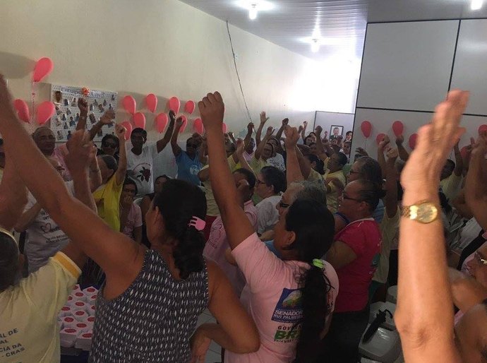 Cras de Senador Rui Palmeira promove festa para mães dos grupos de convivência