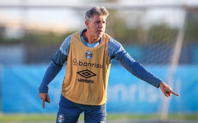 Renato Gaúcho revela dores musculares e Suárez pode desfalcar Grêmio contra o São Paulo