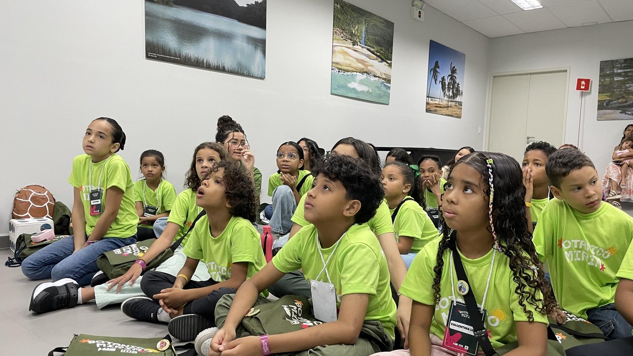 Crianças do Botânico Mirim aprendem sobre a importância de preservar os mares