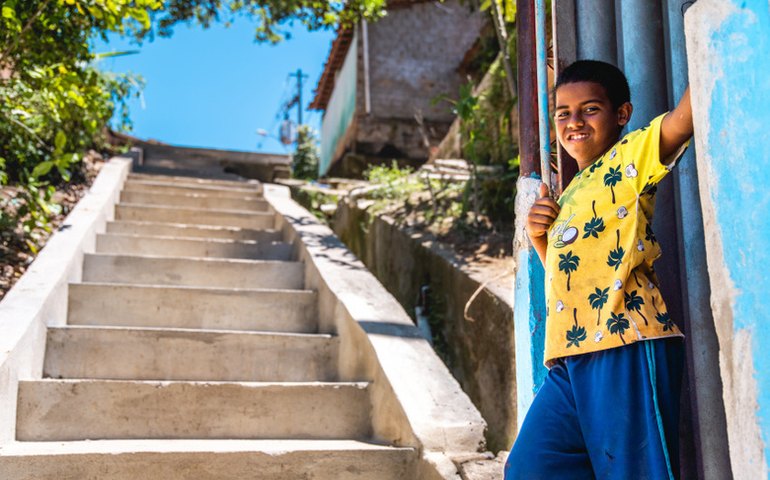 Ação integrada de secretarias garante infraestrutura e áreas de lazer em grota de Maceió
