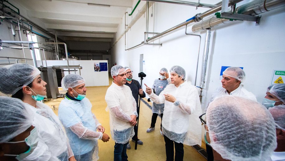 Nova fábrica de lácteos em Batalha entra em operação em julho e deve gerar quase 200 empregos