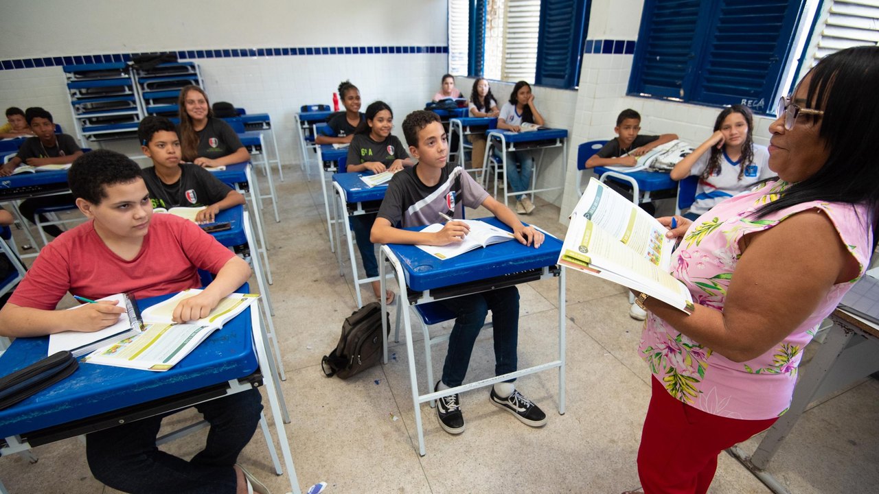 PSS Seduc: professores e agentes temporários têm até esta quarta (12) para entrega de documentação