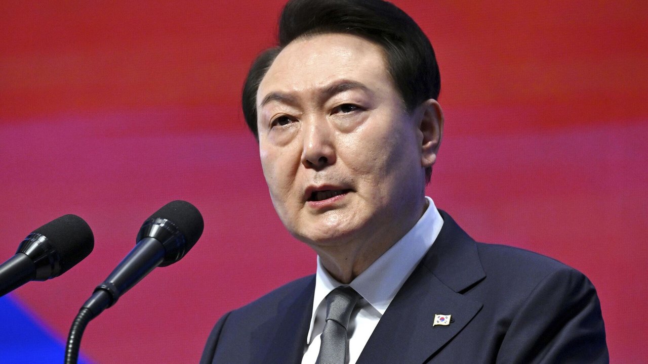 Presidente destituído da Coreia do Sul deixa a prisão
