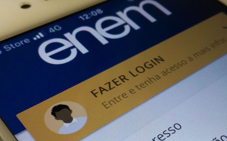 Enem: participação de alunos da rede pública no fim do ensino médio despenca
