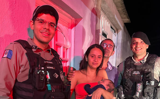 Família emocionada agradece a ação da equipe policial