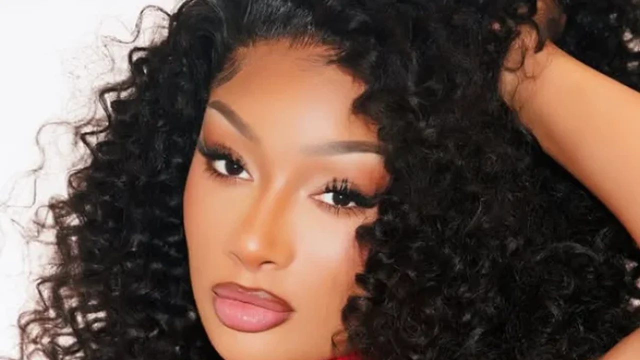 Megan Thee Stallion passa mal durante espetáculo na Broadway e é hospitalizada em Nova York