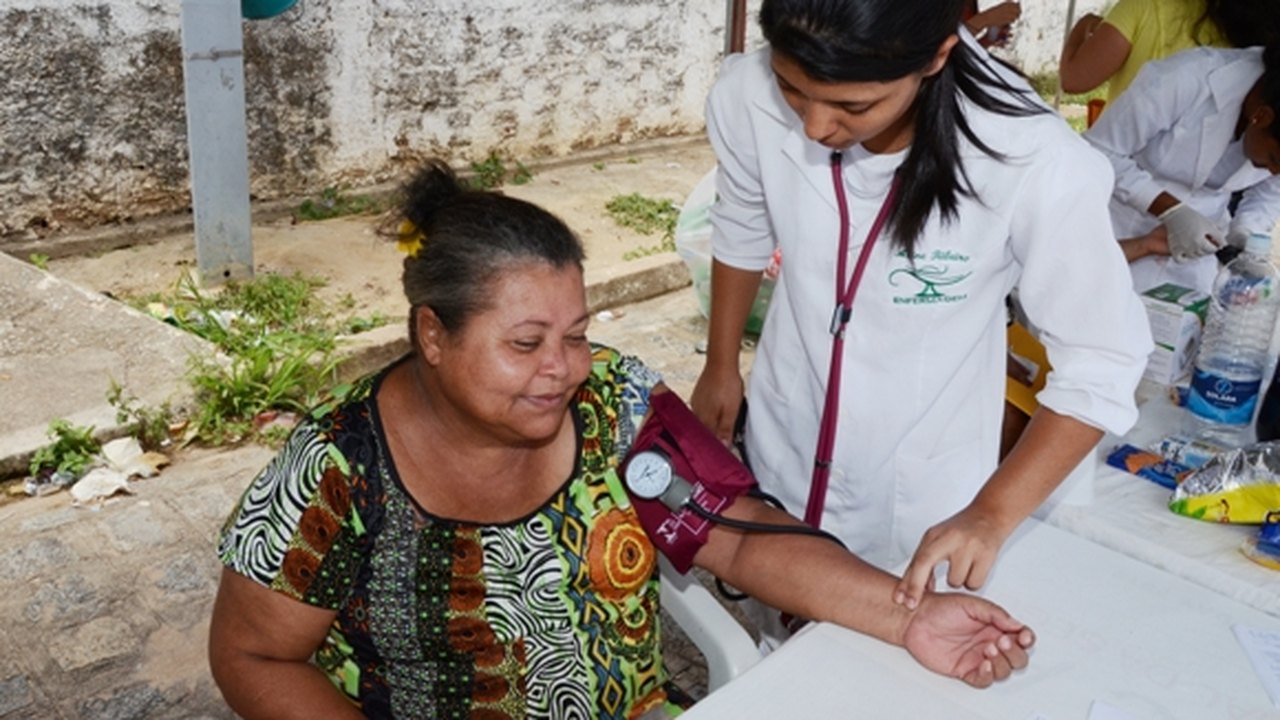 Estado leva diversas ações na área de saúde à Base Comunitária do Carminha