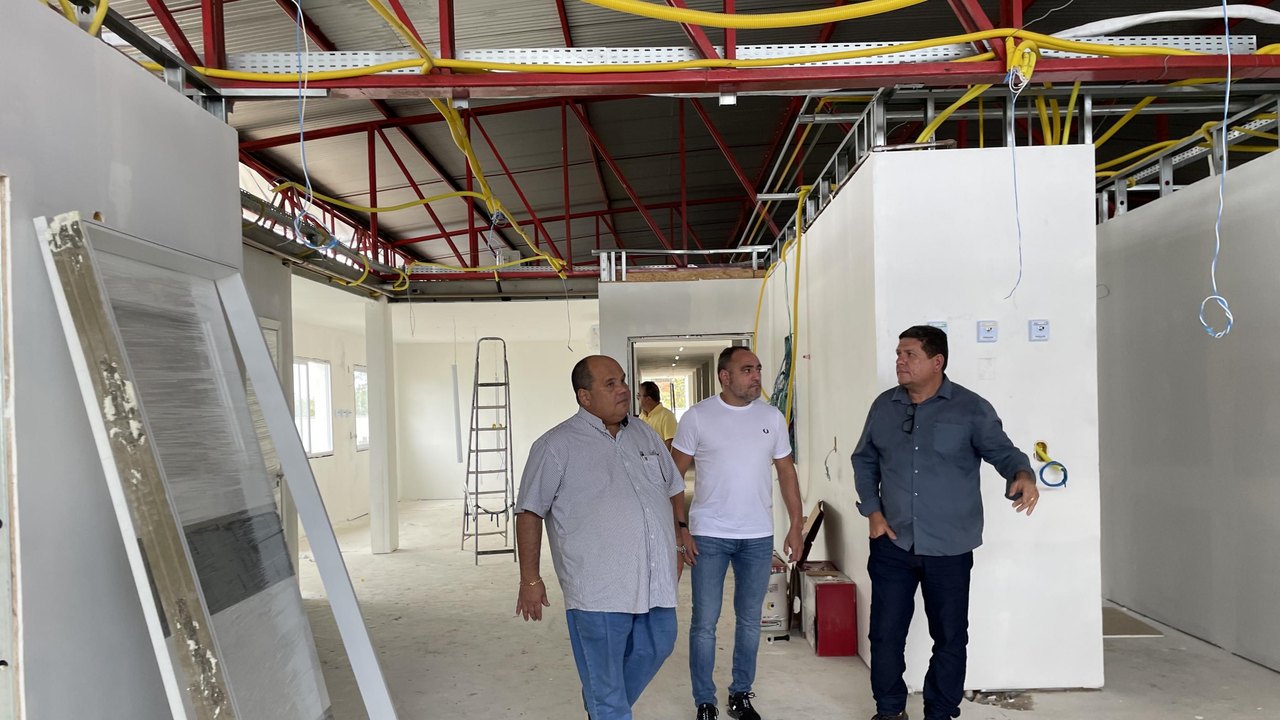 Secretário da Saúde inspeciona obras das UPAs de Coruripe e Marechal Deodoro
