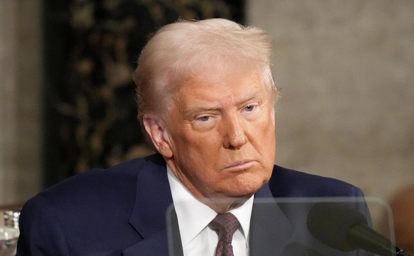 Tribinal de apelação dos EUA nega pedido de Trump para demitir Cook antes de reunião do Fed