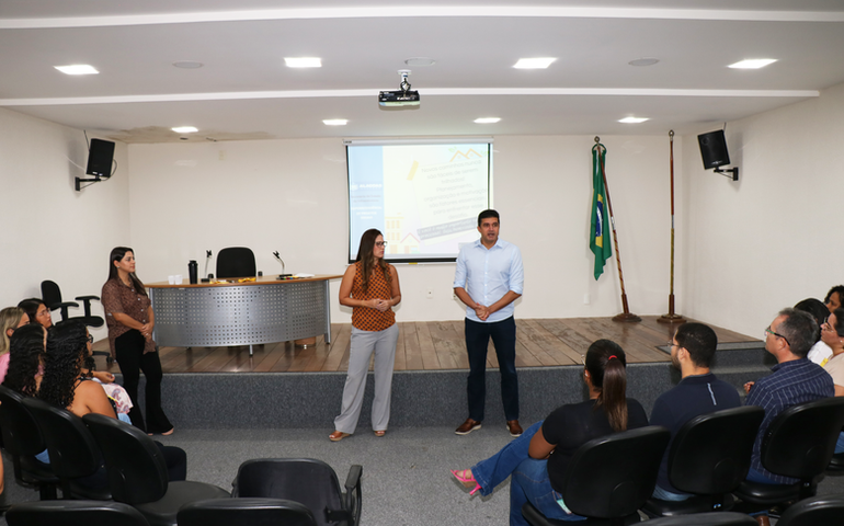 Superintendência de Projetos Sociais da Seinfra alinha novas estratégias de trabalho