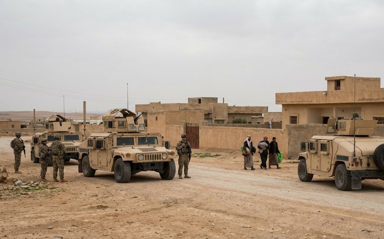 Trump promete retaliação 'muito séria' após ataque do Estado Islâmico contra americanos na Síria