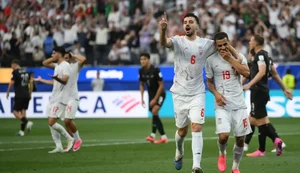 Iranianos marcam com Rezaeian e Mohebi em empate com Nova Zelândia