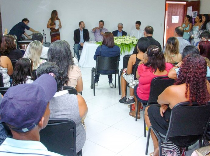 Construindo com Mulheres: concluintes do curso recebem certificado