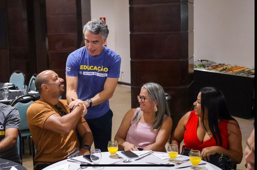 “Não tem momento mais gratificante do que esse”, diz Rafael Brito durante comemoração do Dia dos Professores