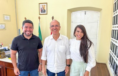 Prefeito Ronaldo Lopes nomeia nova Secretária Municipal da Mulher