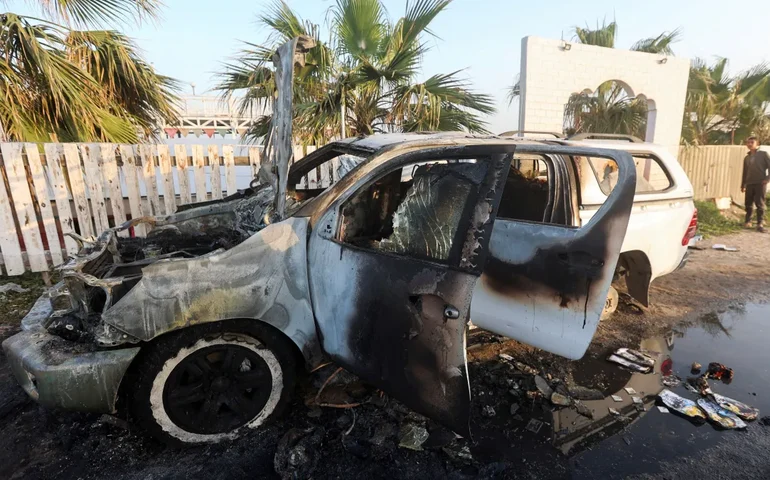Israel ataca carros de ajuda humanitária e causa a morte de 4 pessoas