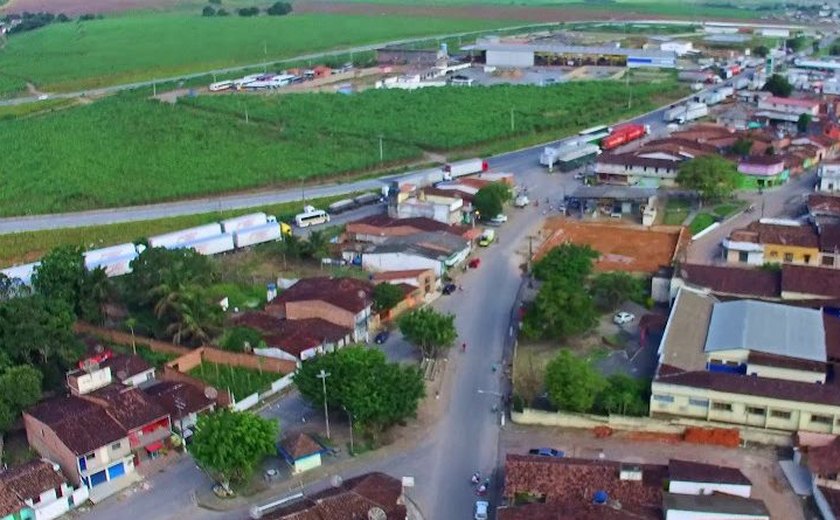 Jovem consegue ser 'adotado' aos 21 anos na cidade de Messias