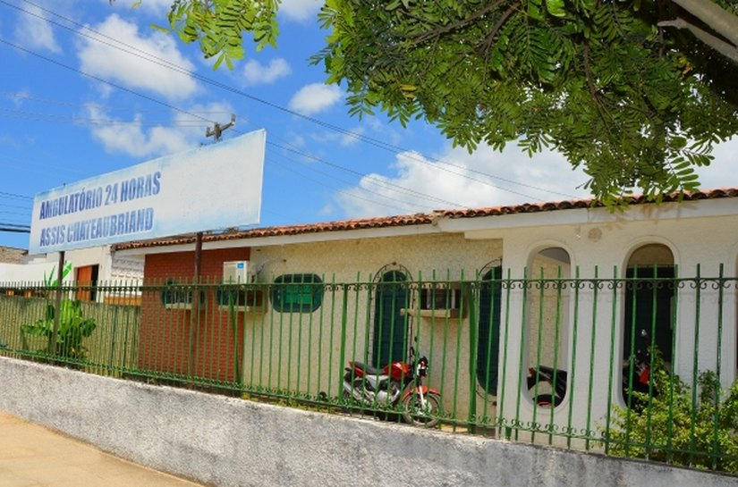 Secretária esclarece reforma e funcionamento do Ambulatório Assis Chateaubriand