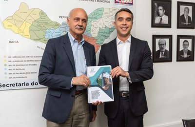 Rafael Brito recebe projeto econômico-financeiro  do setor sucroenergético