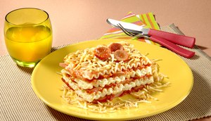 Lasanha de hot dog
