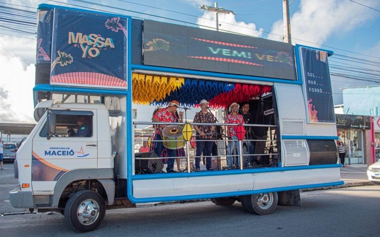 &#8216;Forró nos bairros&#8217; chama maceioenses para a programação junina com artistas da terra e nacionais