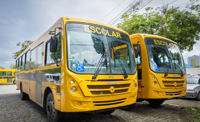 Municípios receberão repasse para transportar estudantes durante os 200 dias letivos de 2026