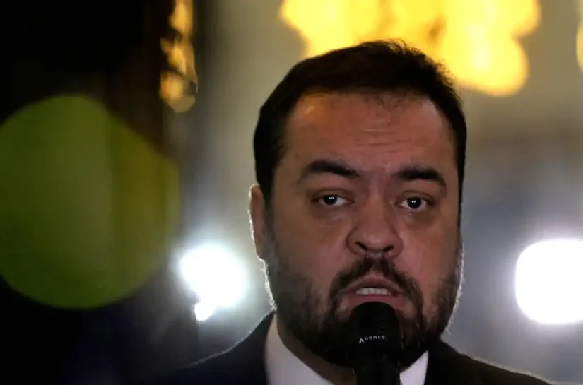 TSE retoma julgamento que pode levar à inelegibilidade de Castro