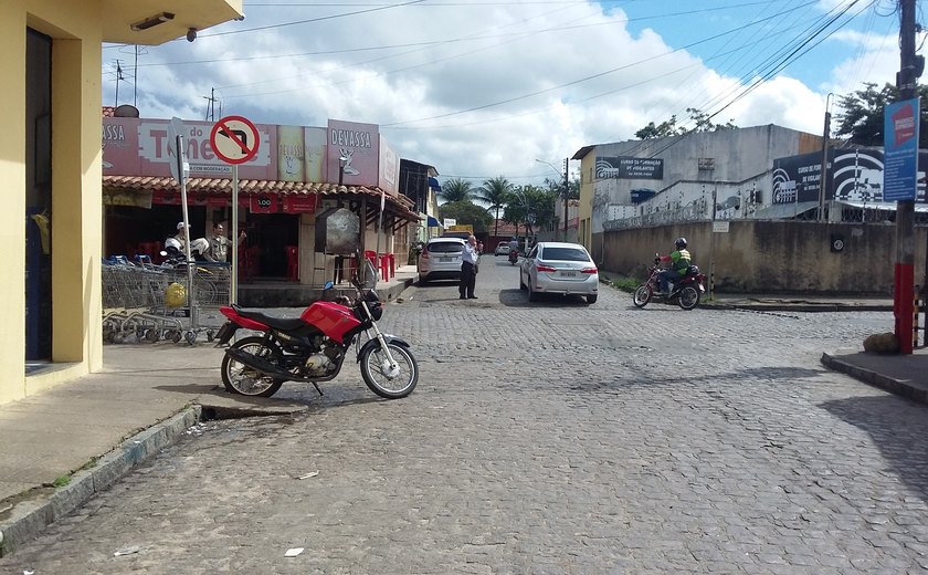 SMTT de Arapiraca muda para sentido único trecho da Rua Senador Rui Palmeira