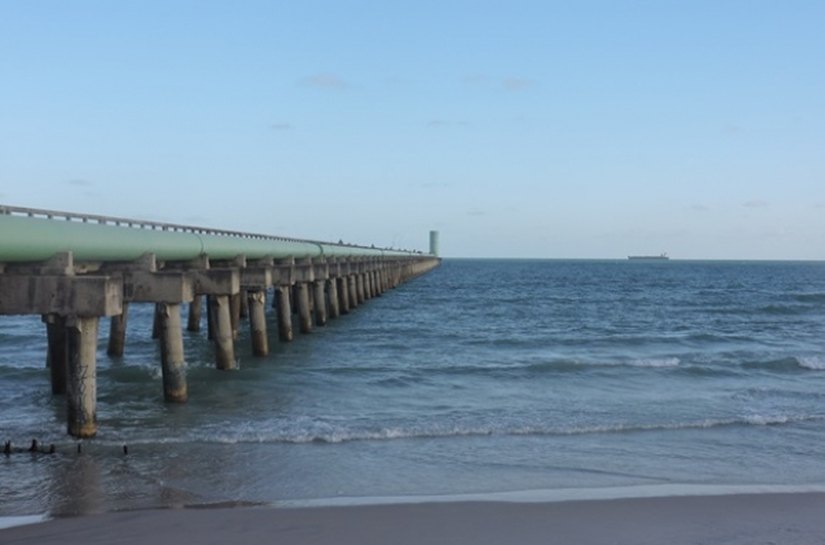 Casal investe R$ 800 mil em obra de melhoria do Emissário Submarino