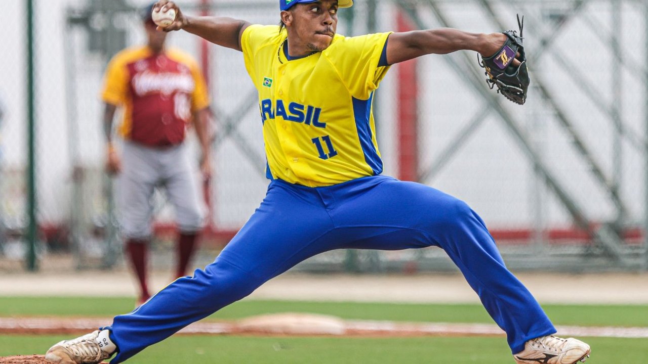 Beisebol dá show no Pan e bate a tradicional Cuba; badminton ganha bronze nas duplas femininas