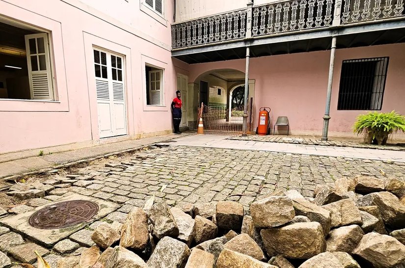 Casa de Rui Barbosa passa por obra para garantir segurança de acervo