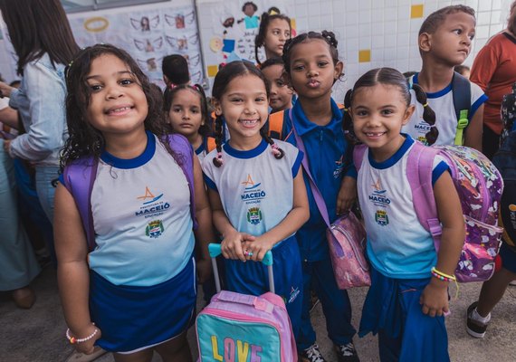 Pré-matrícula online oferta 10 mil vagas para novos alunos da rede pública de Maceió
