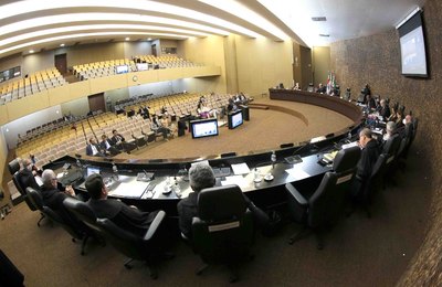 Pleno tem 53 processos pautados para esta terça (24)