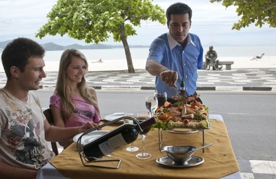 Atividades ligadas ao Turismo geraram um em cada dez empregos no país em fevereiro