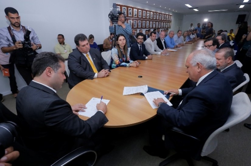Governador Renan Filho e presidente do TJ lançam programa Rural Legal