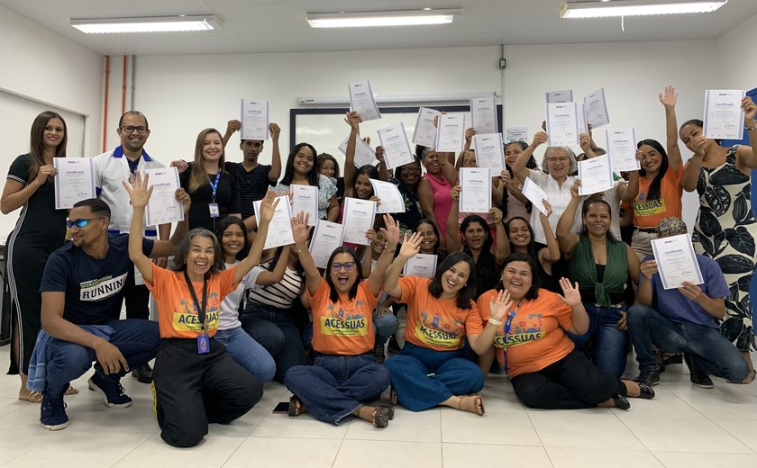 Usuários do Acessuas recebem certificado de conclusão de curso