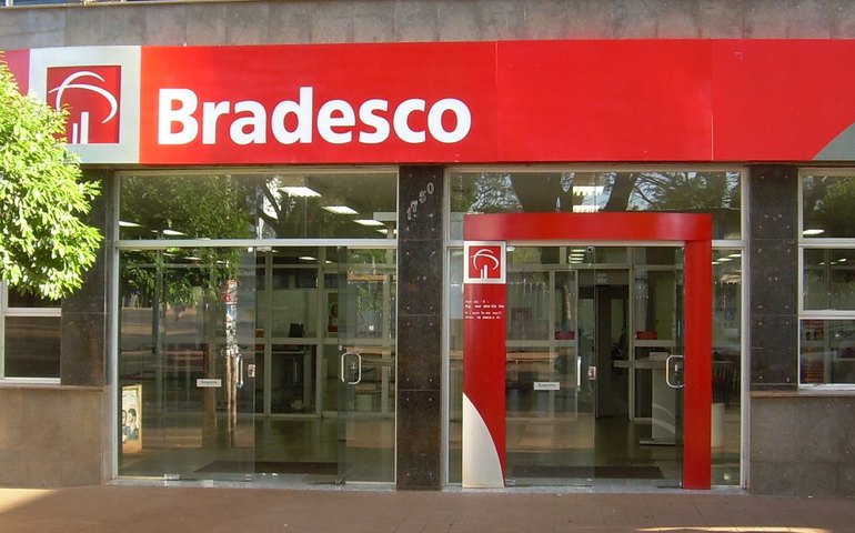 Inteligência artificial do Bradesco confirmará com cliente envios de Pix que ficarem retidos