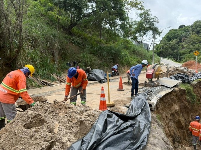 Obra de infraestrutura avança no Vale do Reginaldo, no acesso à Leste-Oeste