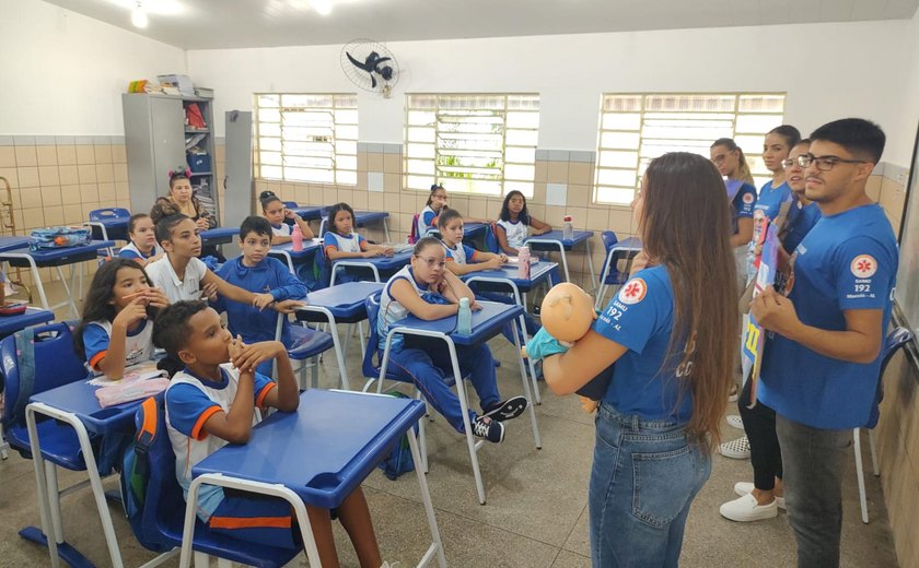 Projeto Samu nas Escolas contempla mais uma unidade escolar em Maceió