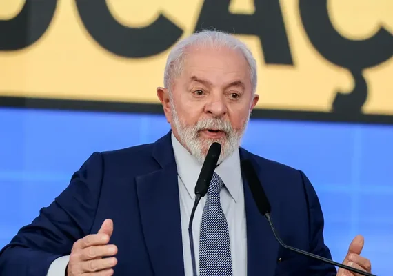 Lula diz, no Egito, que fará aporte para agência voltada a refugiados palestinos
