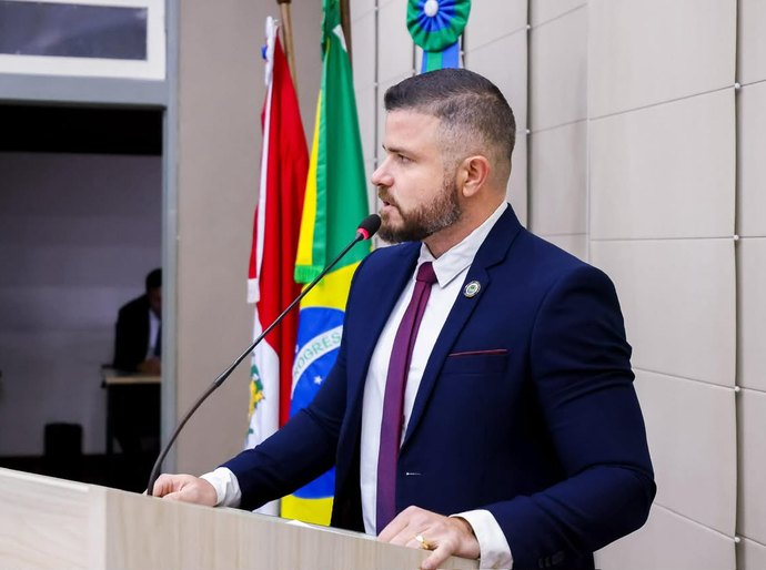 Lei de Thiago Prado que cria recompensa para guardas por apreensão de drogas e armas é promulgada na Câmara