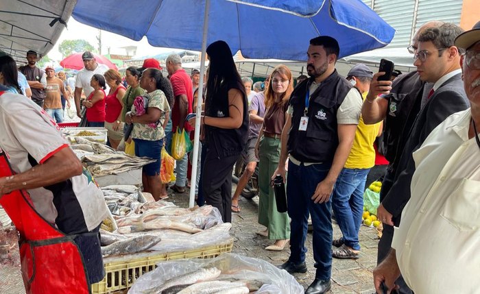 Fiscalização no Mercado Público e arredores, em Arapiraca