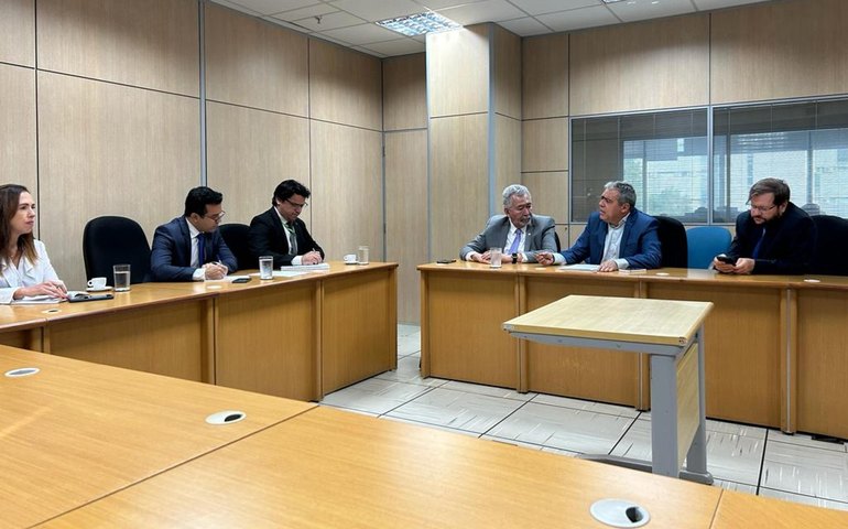 Revogação de decreto que autoriza armazenamento de ácido sulfúrico no Porto de Maceió ganha força