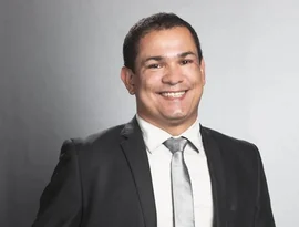 Após gastar R$ 1,67 milhão e ficar na suplência em 2022, Flávio Moreno recebe R$ 700 mil do PL para nova disputa federal
