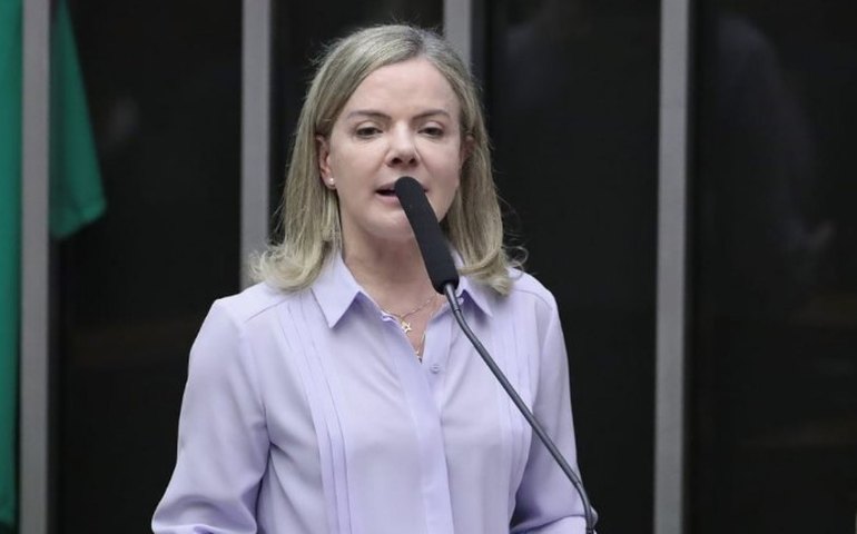 Gleisi diz que 'Lira está na base e quer ajudar' o governo