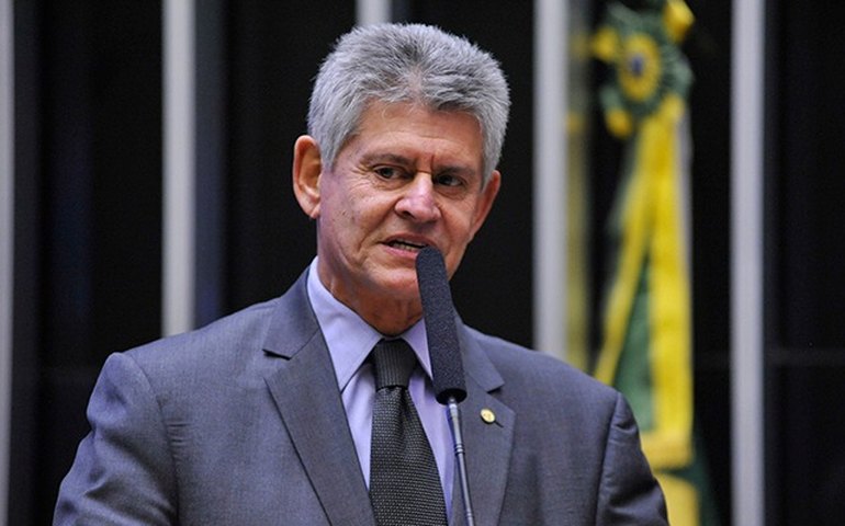 Afonso Motta exonera assessor que foi alvo da PF por suspeitas de desvios de emendas