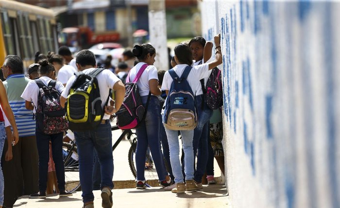 De acordo com a Presidência da República, serão repassados R$ 4 bilhões a estados e municípios para ampliação das vagas